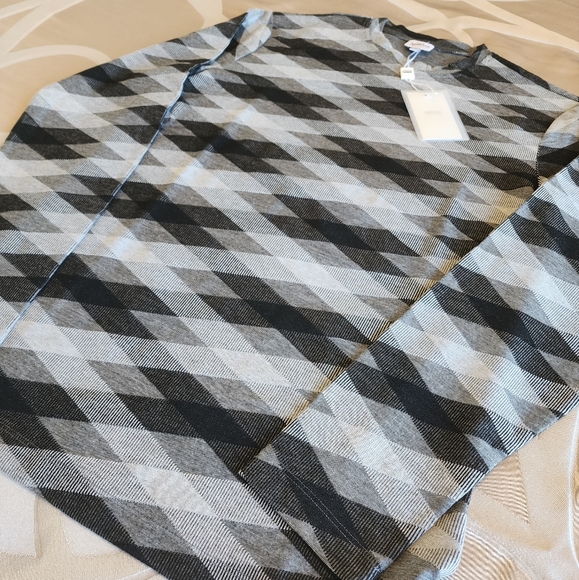 Men's Designer Sweater - Armani - Picture 2 of 3